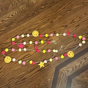 Preppy Felt Banner Preppy Garland- Smile Face Lighting Star Garland